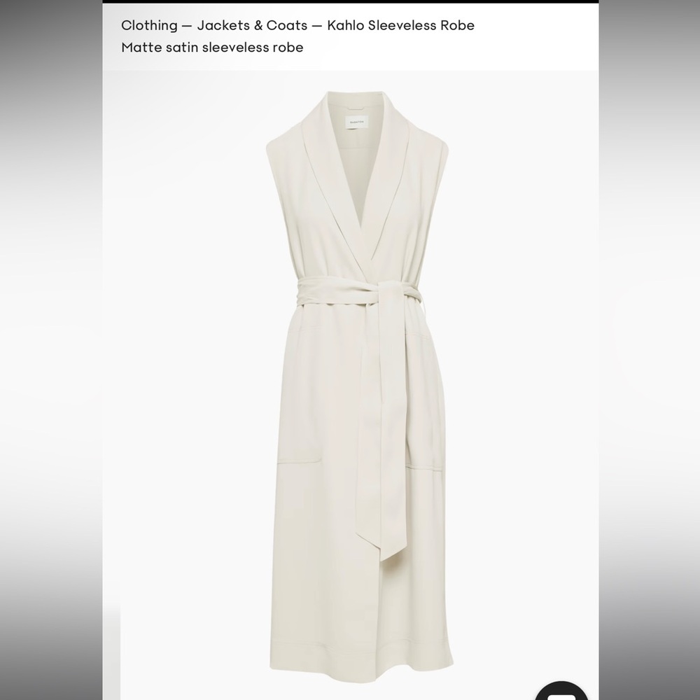 Aritzia Babaton Kahlo sleeveless robe
